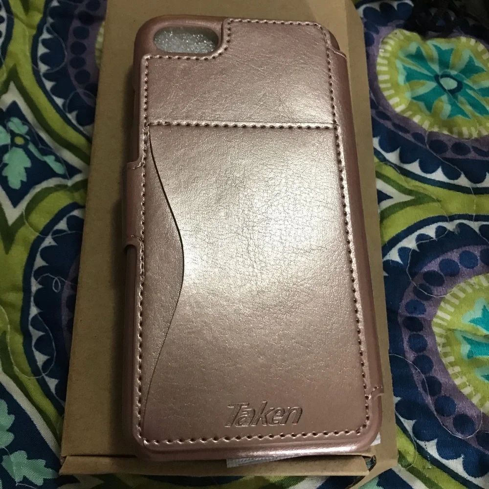 Taken iPhone‎ 7 Case NIB. Rose Gold